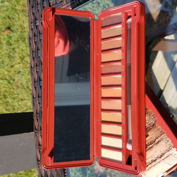 Lacura Naturals intense eyeshadow palette - Picture 4 of 5